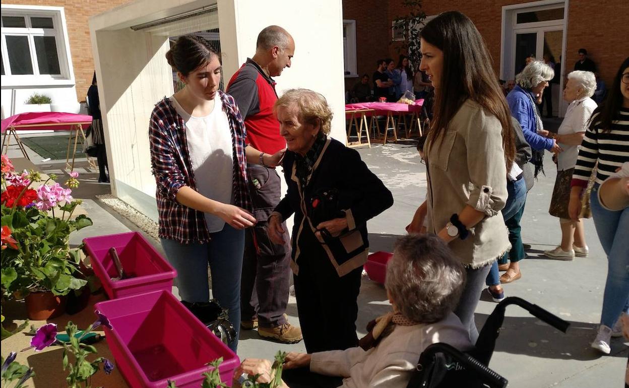Programa 'En mi casa' residencia de mayores San Telmo de Palencia. 