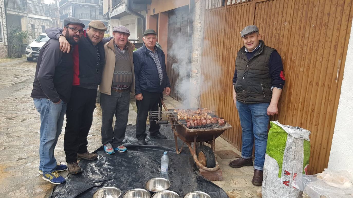 Garcibuey, Madroñal y San Esteban de la Sierra acogieron ayer esta celebración convertida en fiesta.