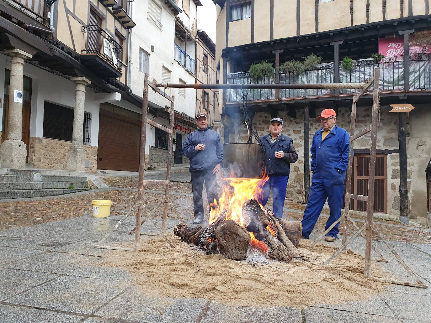 Garcibuey, Madroñal y San Esteban de la Sierra acogieron ayer esta celebración convertida en fiesta.