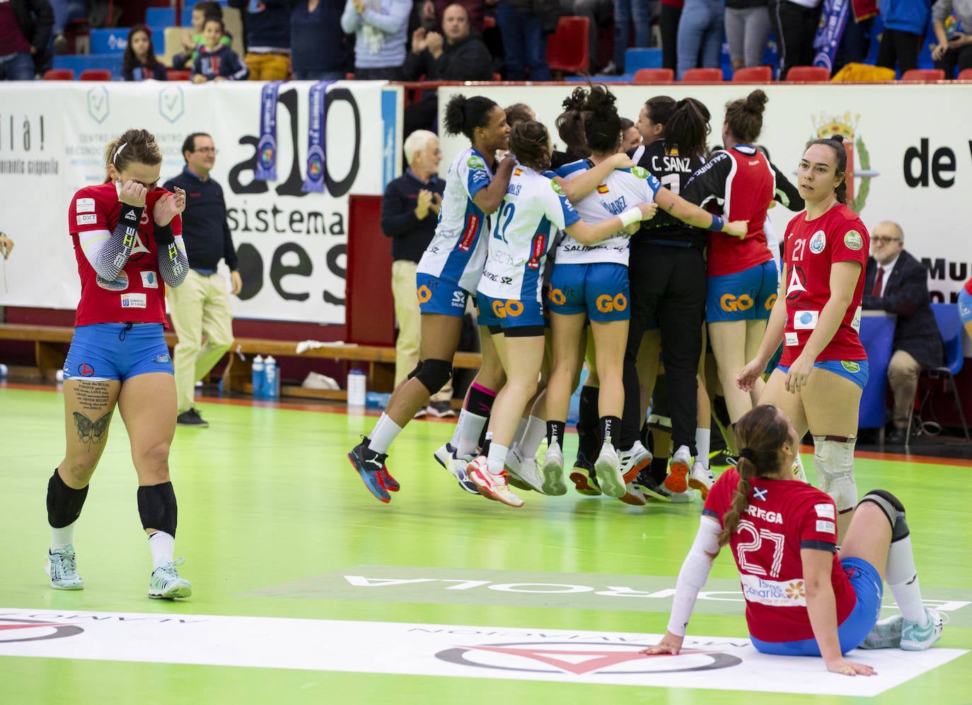 El Aula Alimentos de Valladolid suma su tercera victoria consecutiva (25-24) gracias a un tanto de Bea Puertas en los últimos segundos del partido contra el Balonmano Salud Tenerife.