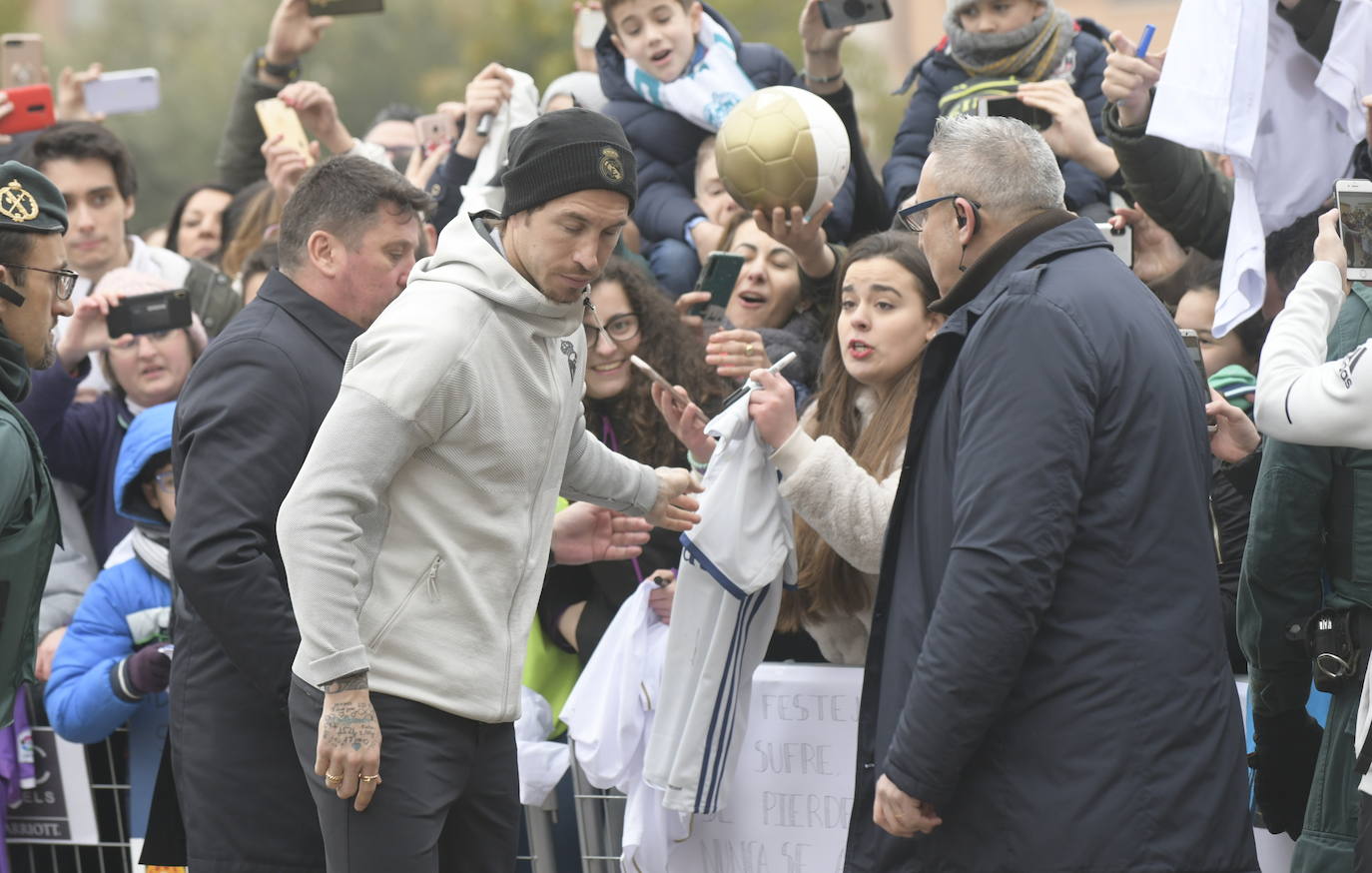 Fotos: La llegada del Real Madrid a su hotel en Valladolid