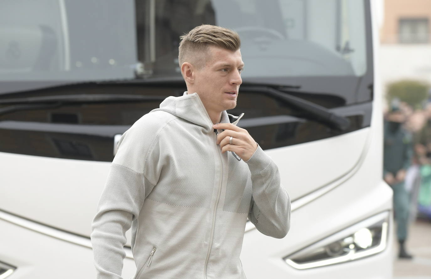 Fotos: La llegada del Real Madrid a su hotel en Valladolid