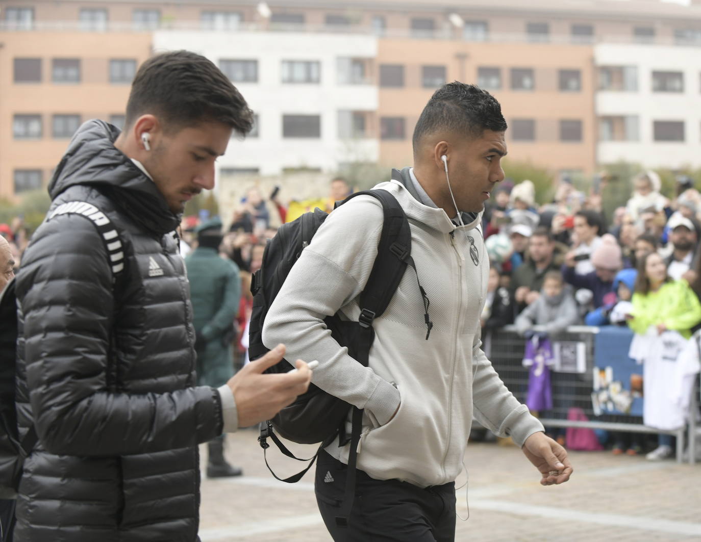Fotos: La llegada del Real Madrid a su hotel en Valladolid