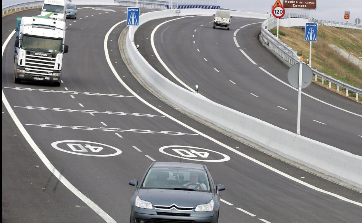 Autovía A-11 en el acceso a Zamora capital. 