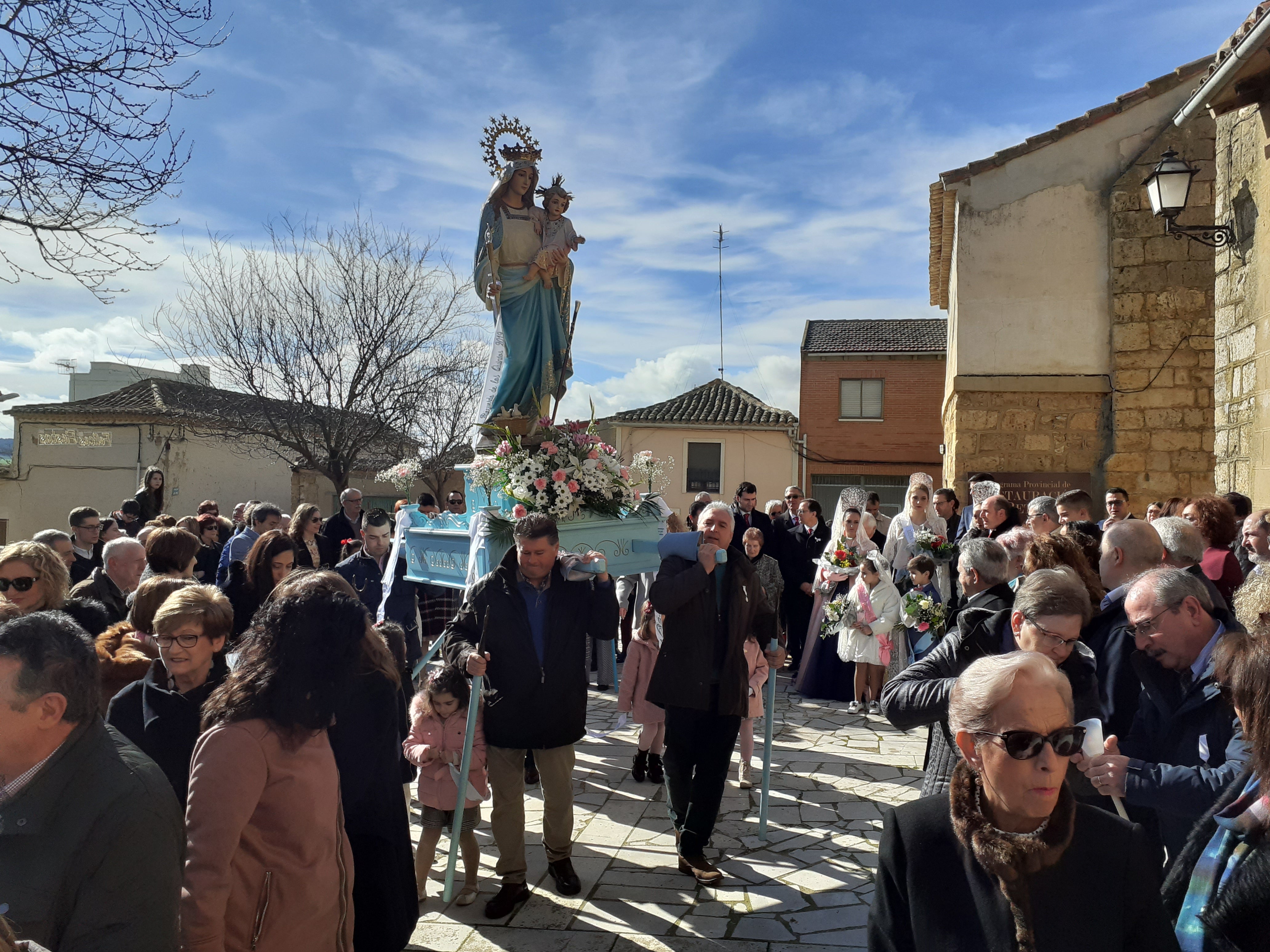 Fotos: Procesión de la Virgen de las Candelas de Tordehumos