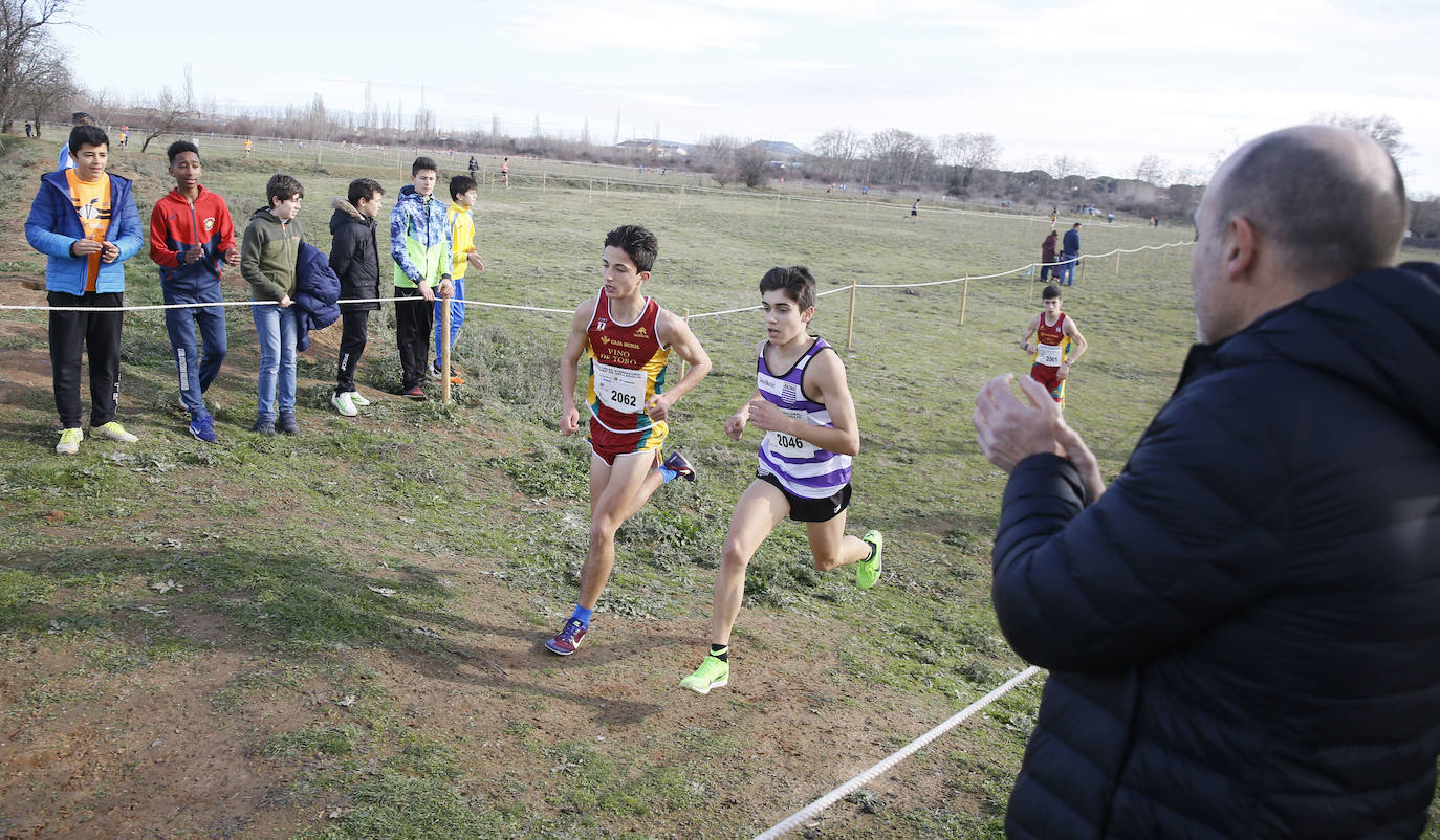 La Cañada Real ha acogido esta mañana el Cross Internacional Ciudad de Valladolid. 