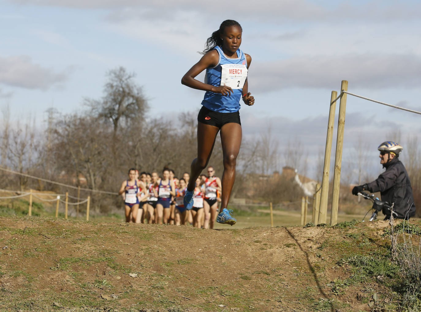 La Cañada Real ha acogido esta mañana el Cross Internacional Ciudad de Valladolid. 