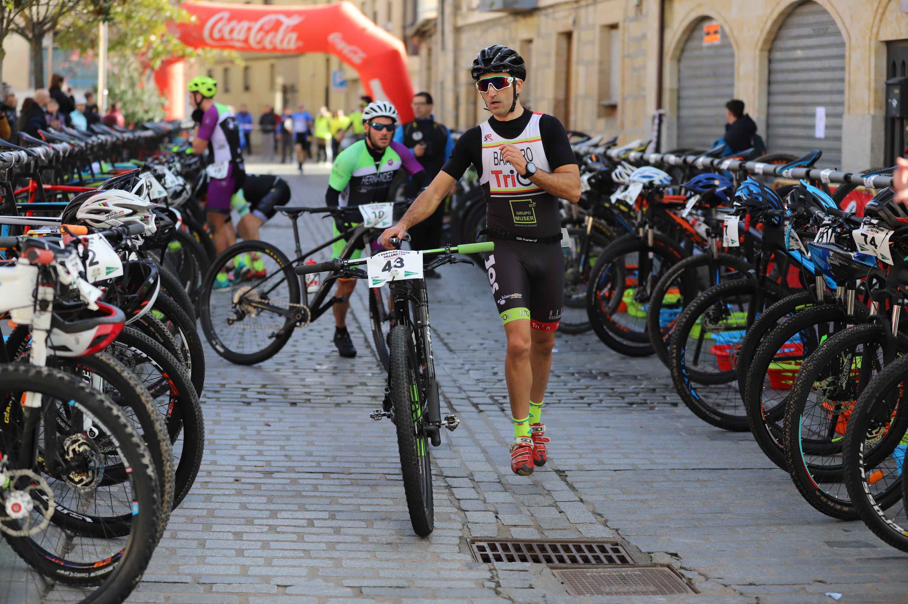 Participantes en el Duatlon de Villamayor. 