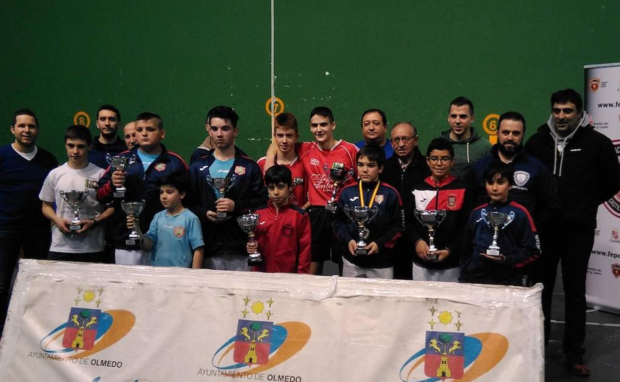 Dos victorias salmantinas en los campeonatos de Castilla y León de FrontBall en Edad Escolar