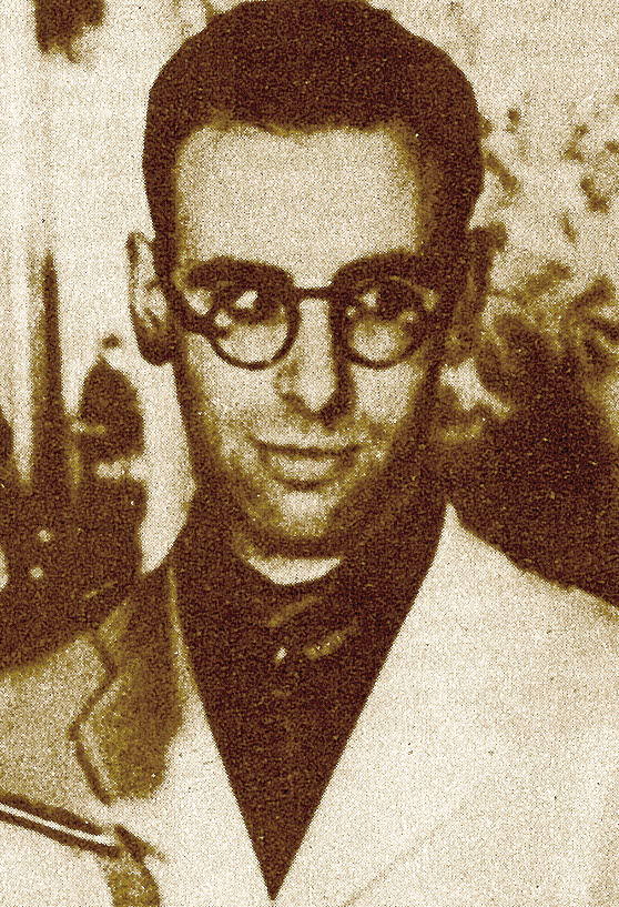 El vallisoletano Antonio Tovar en 1939. Fue testigo del encuentrro entre Hitler y Franco en Hendaya en octubre de 1940