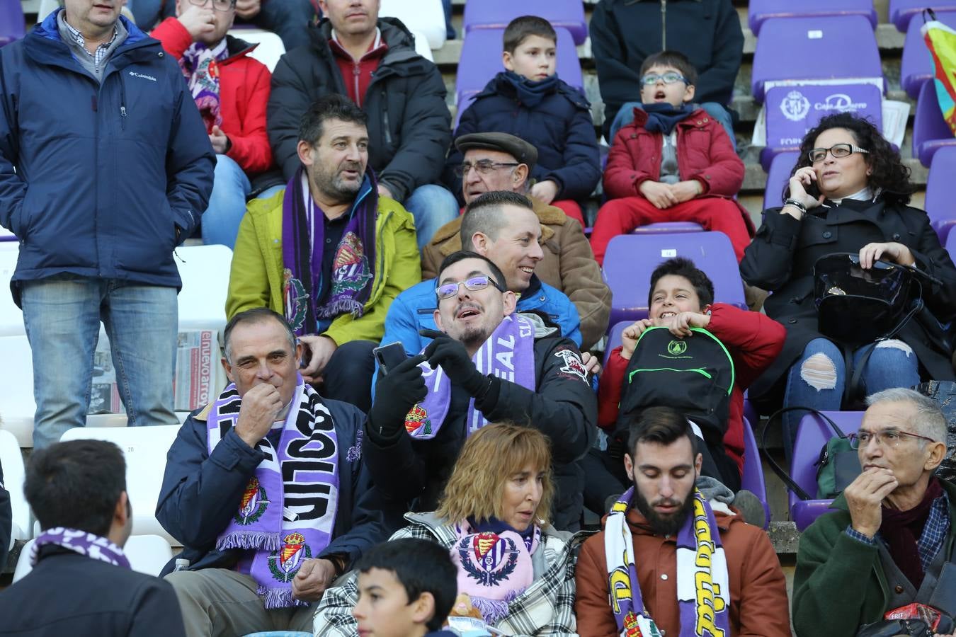 Si has estado en el estadio José Zorrilla presenciando el partido Real Valladolid-Villarreal, puede que la cámara de nuestro fotógrado te haya «pillado»