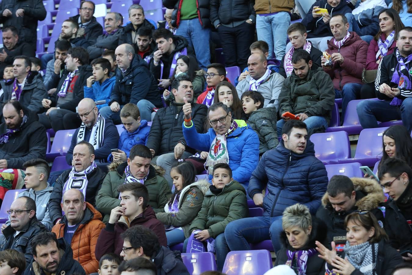 Si has estado en el estadio José Zorrilla presenciando el partido Real Valladolid-Villarreal, puede que la cámara de nuestro fotógrado te haya «pillado»
