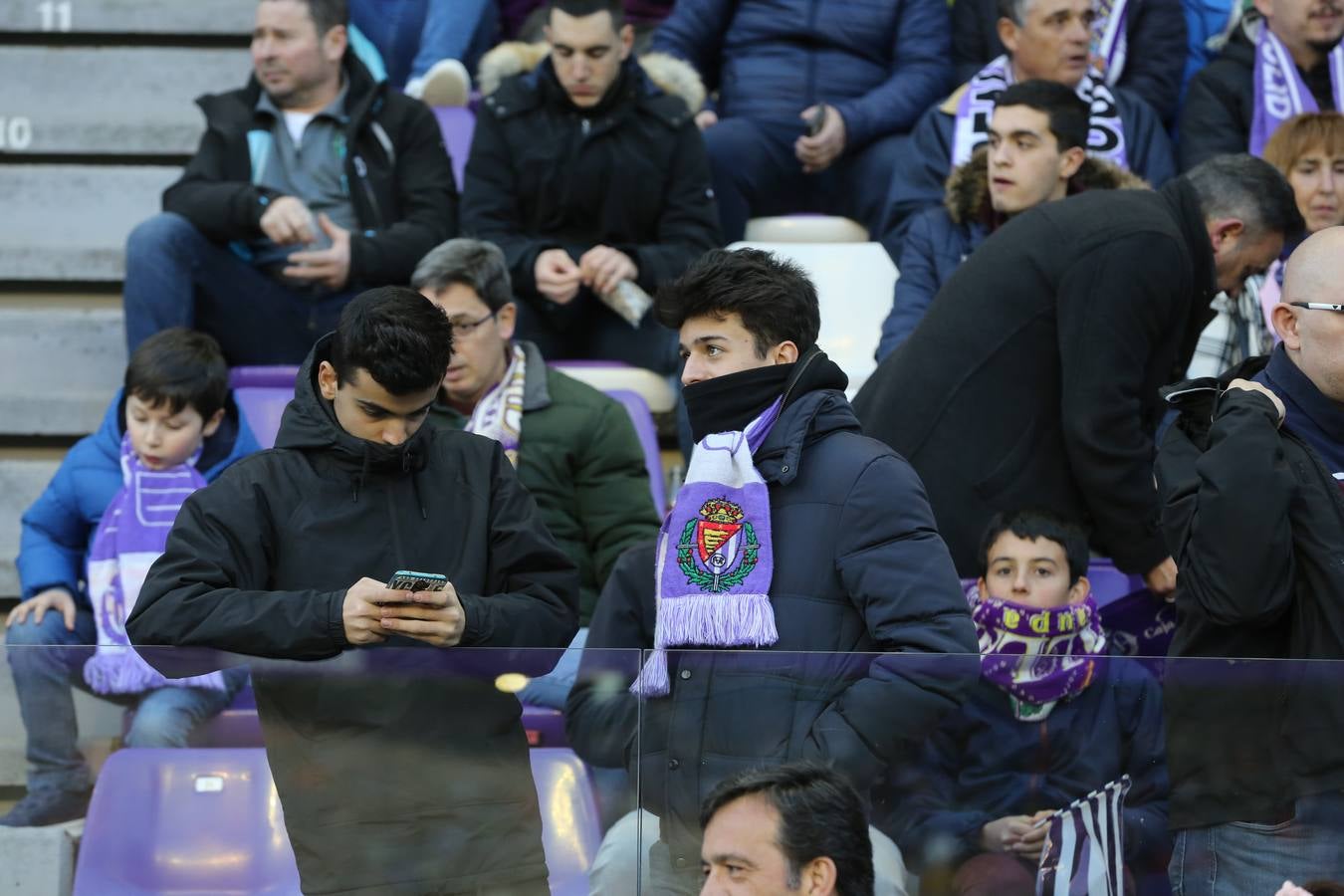 Si has estado en el estadio José Zorrilla presenciando el partido Real Valladolid-Villarreal, puede que la cámara de nuestro fotógrado te haya «pillado»