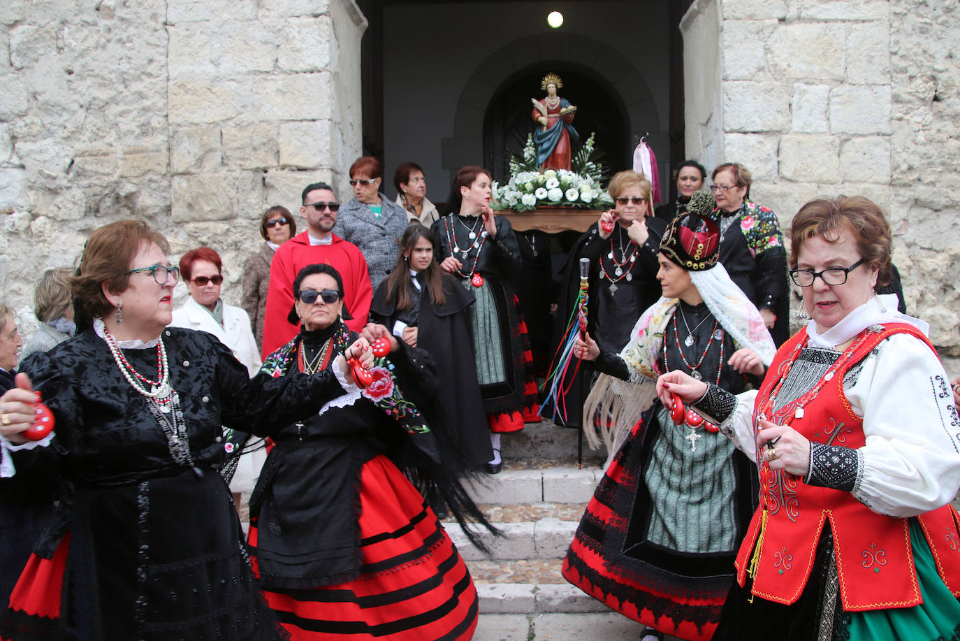 Celebración de Santa Águeda en la provincia de Segovia 