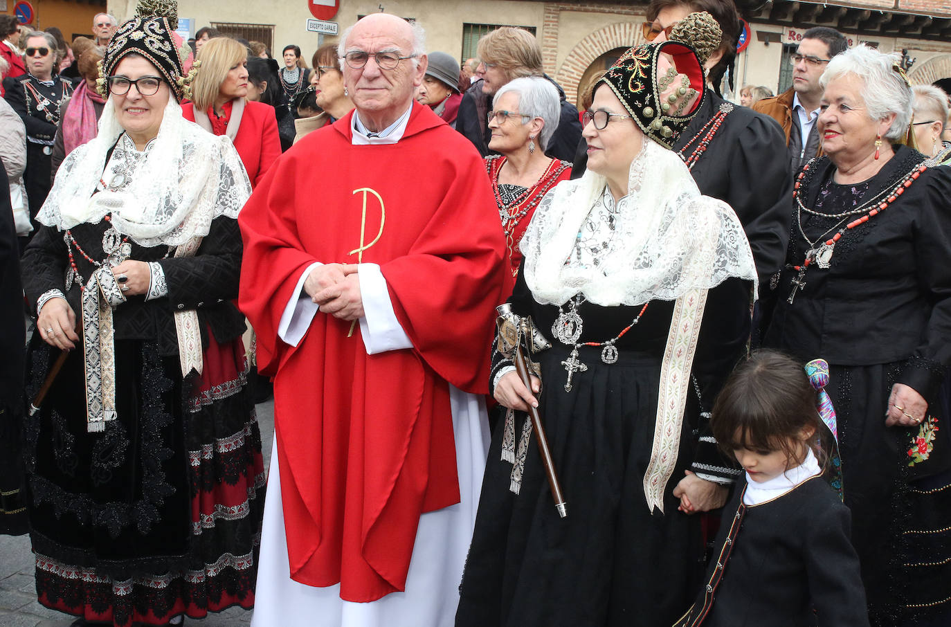 El barrio de San Lorenzo celebra Santa Águeda 