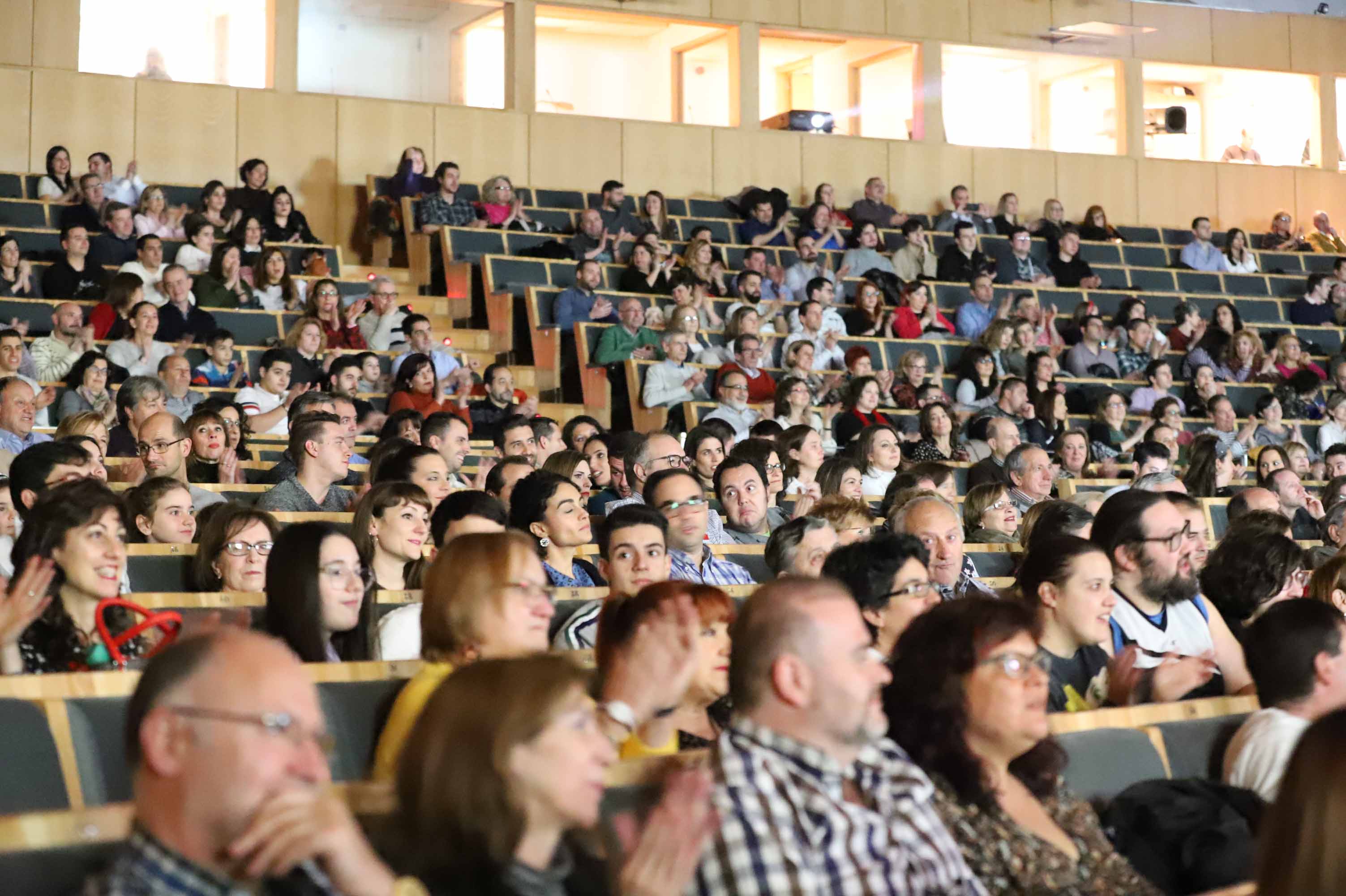 Fotos: Animada Gala del Amor y del Humor en Salamanca con un guiño a la inclusión