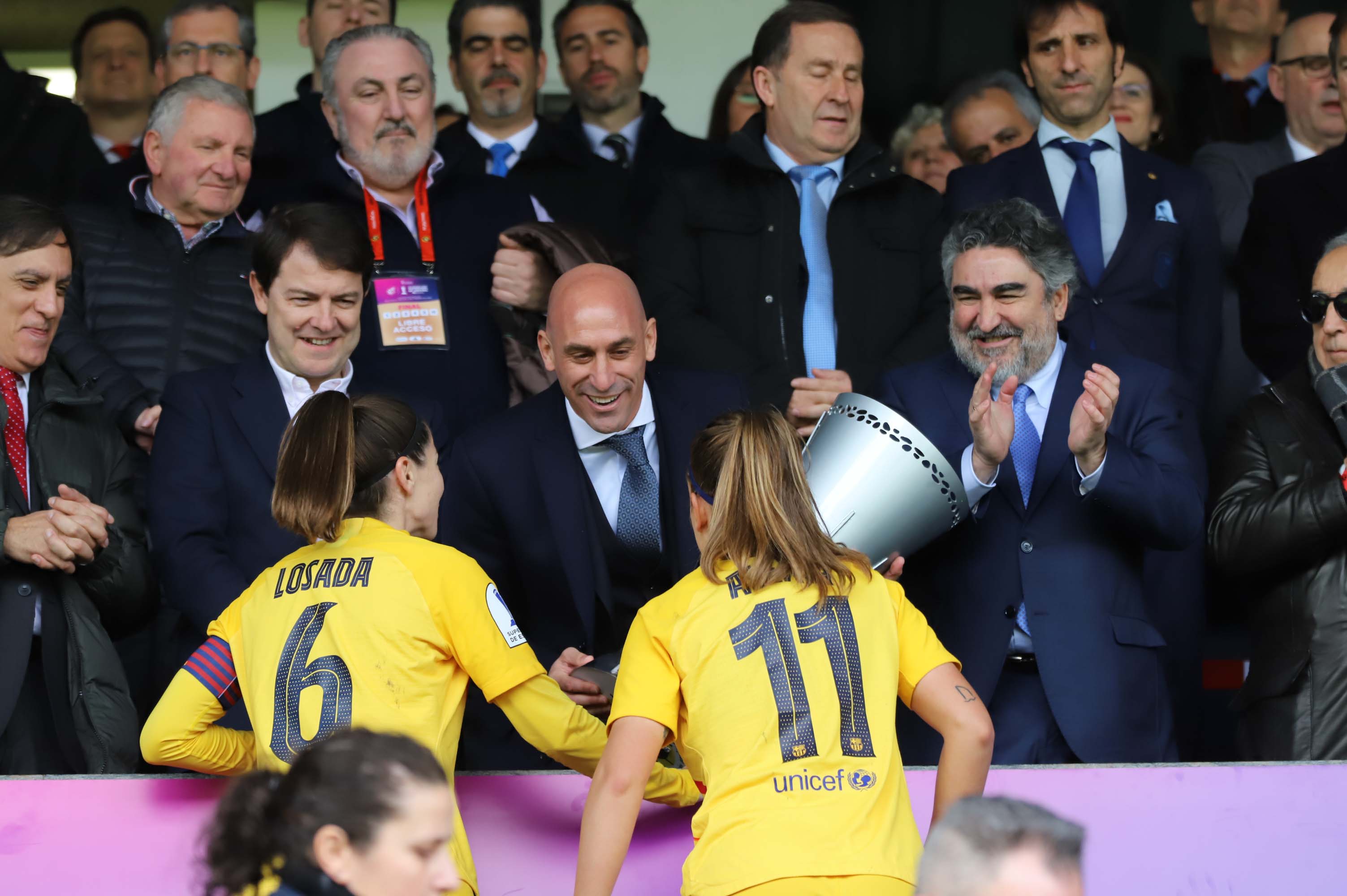 El equipo catalán se muestró muy superior desde el primer minuto a la Real Sociedad con cuatro goles de Marta Torrejón, MVP de la gran final celebrada en el estadio Helmántico