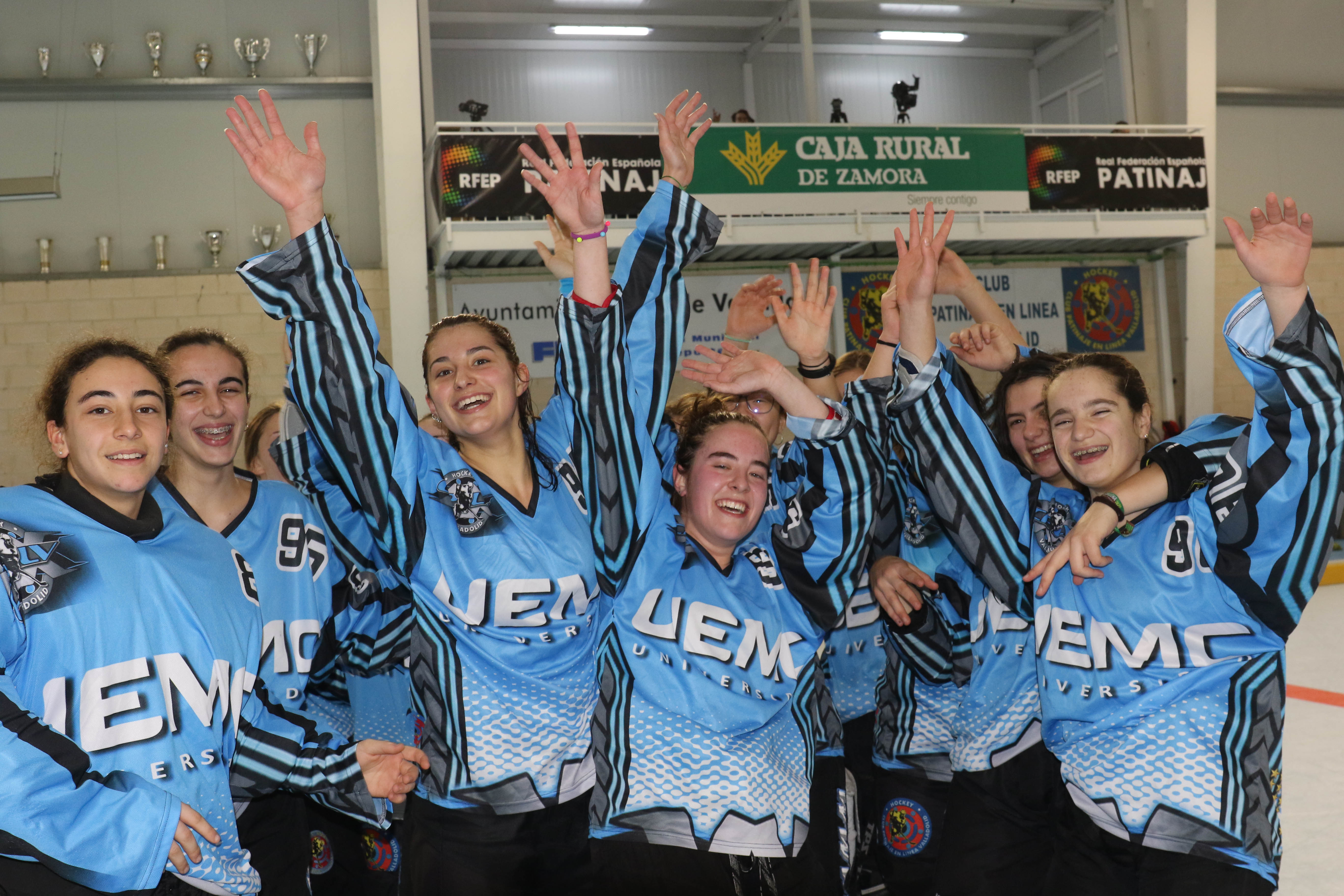Las vallisoletanas se alzaron con el título en un 1-0 contra el Fénix PL Madrid. 