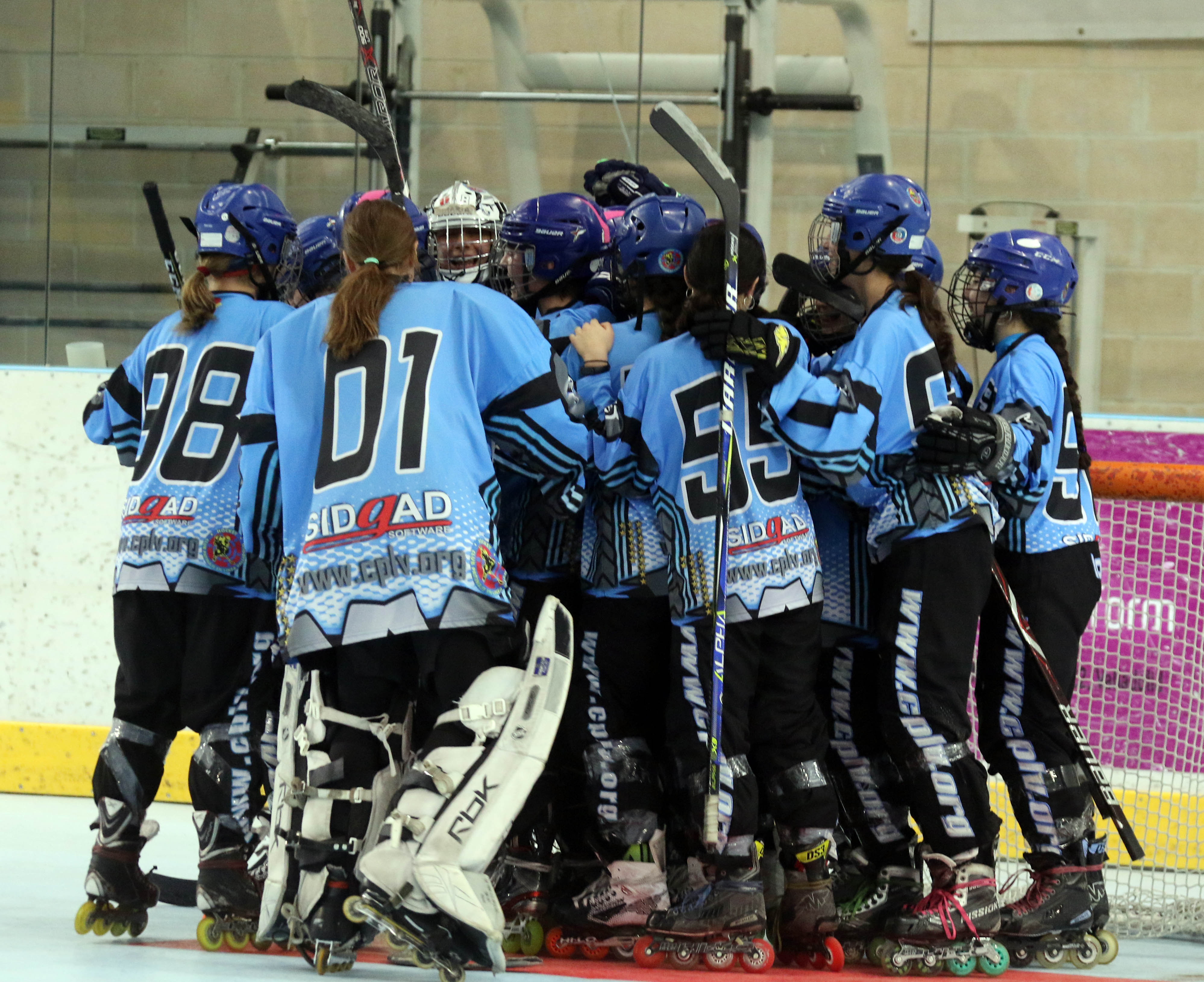 Las vallisoletanas se alzaron con el título en un 1-0 contra el Fénix PL Madrid. 