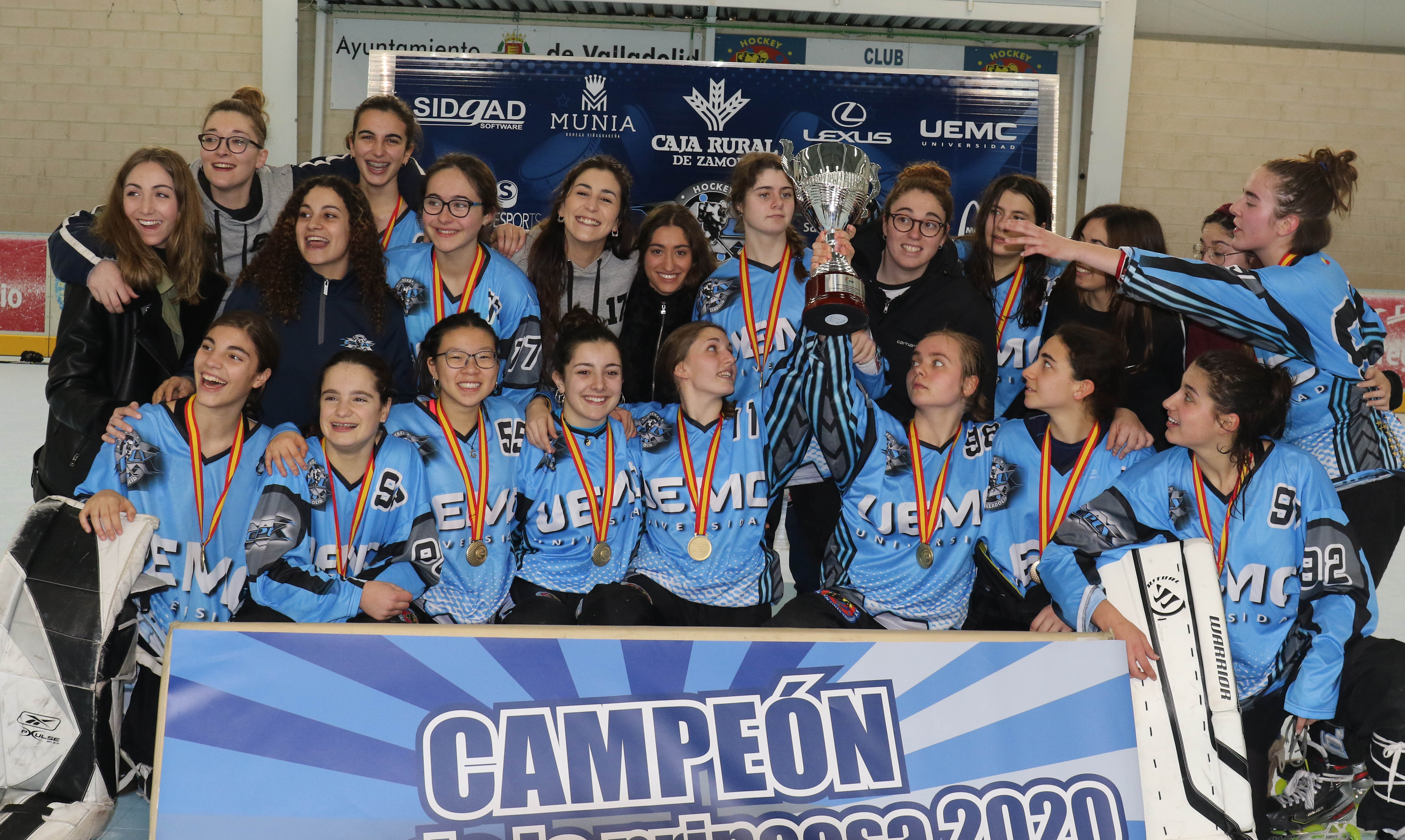 Las vallisoletanas se alzaron con el título en un 1-0 contra el Fénix PL Madrid. 