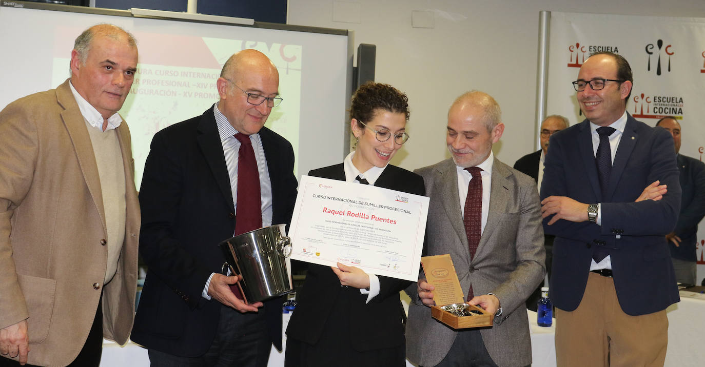 Los Sumiller han recibido hoy un reconocimiento en la escuela de la capital.