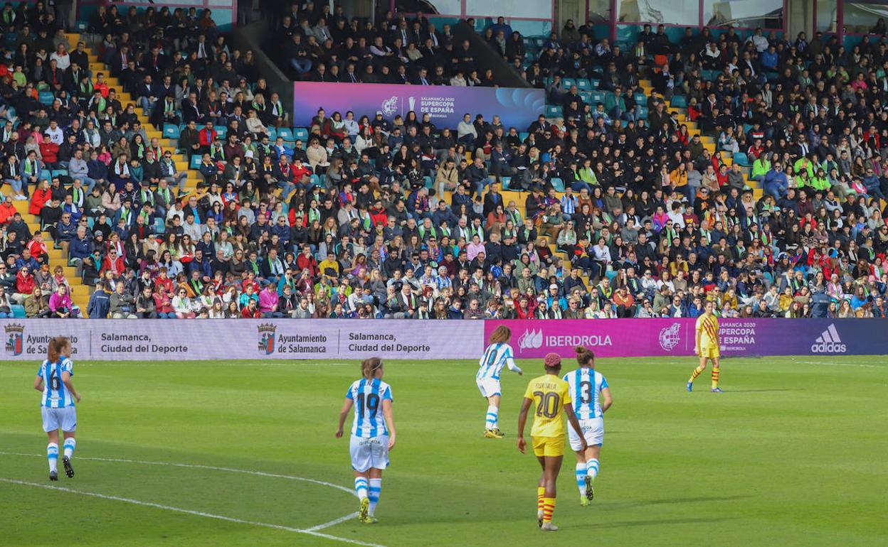 Un instante de la final de la Supercopa en el Helmántico. 