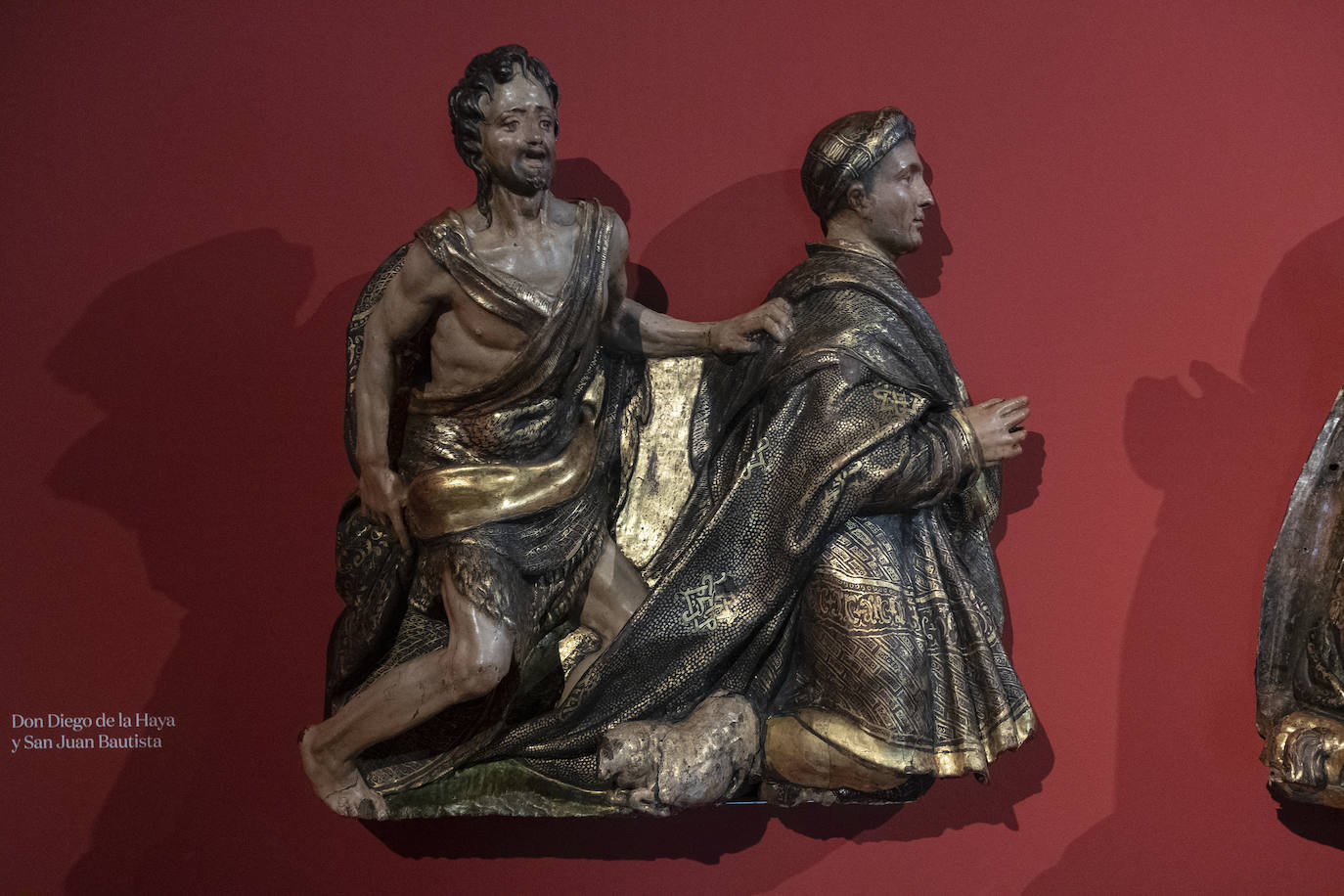 Las piezas, procedentes de la vallisoletana iglesia de Santiago, han sido recuperadas por técnicos del museo y del Centro de Conservación y Restauración de Bienes Culturales de la Junta de Castilla y León. 