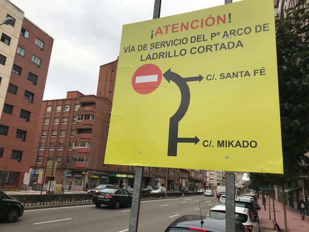 El Ayuntamiento de Valladolid ha estrenado este jueves un nuevo carril bici que unirá el Paseo de Zorrilla con la Plaza de Colón a través del paseo de Filipinos