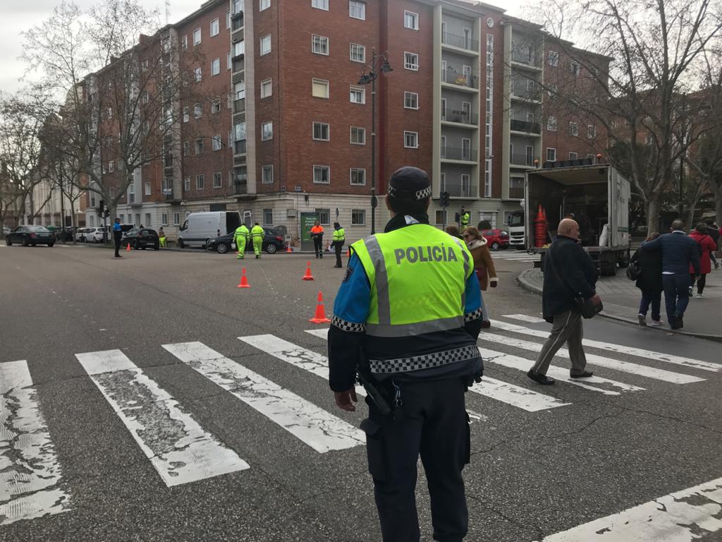 El Ayuntamiento de Valladolid ha estrenado este jueves un nuevo carril bici que unirá el Paseo de Zorrilla con la Plaza de Colón a través del paseo de Filipinos