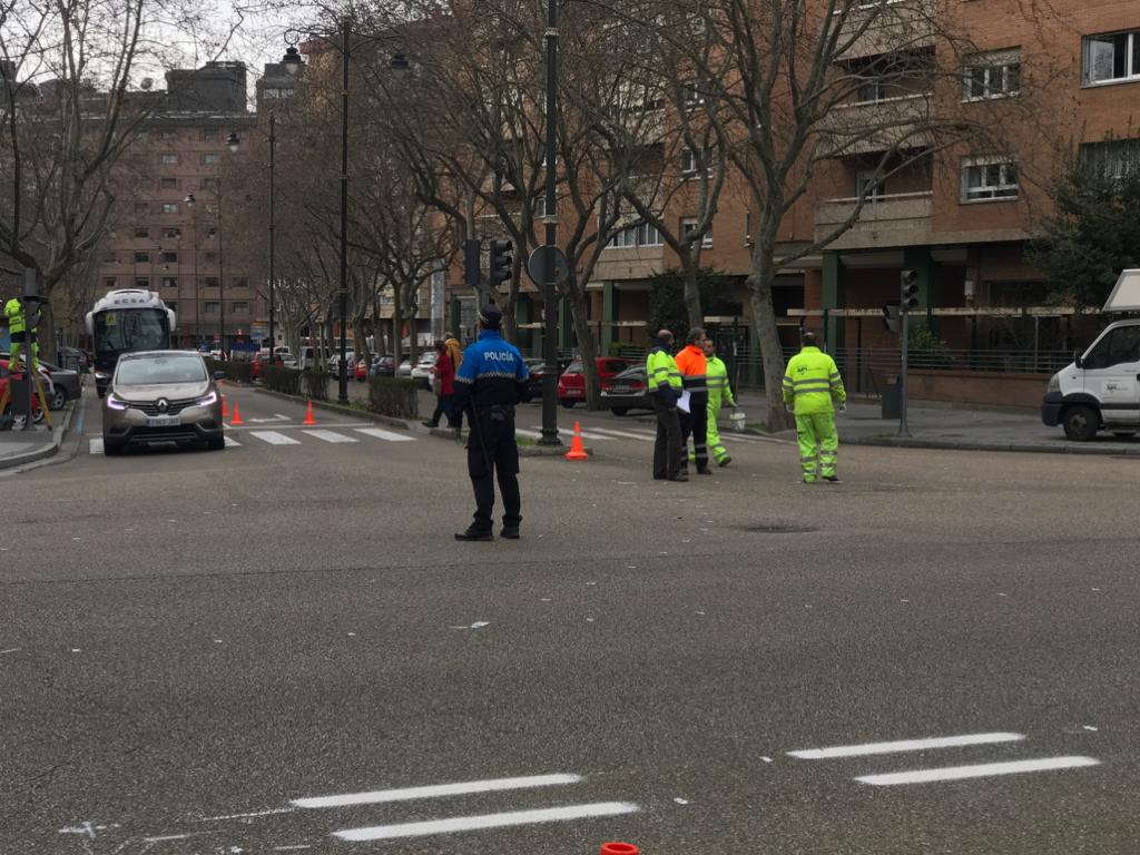 El Ayuntamiento de Valladolid ha estrenado este jueves un nuevo carril bici que unirá el Paseo de Zorrilla con la Plaza de Colón a través del paseo de Filipinos