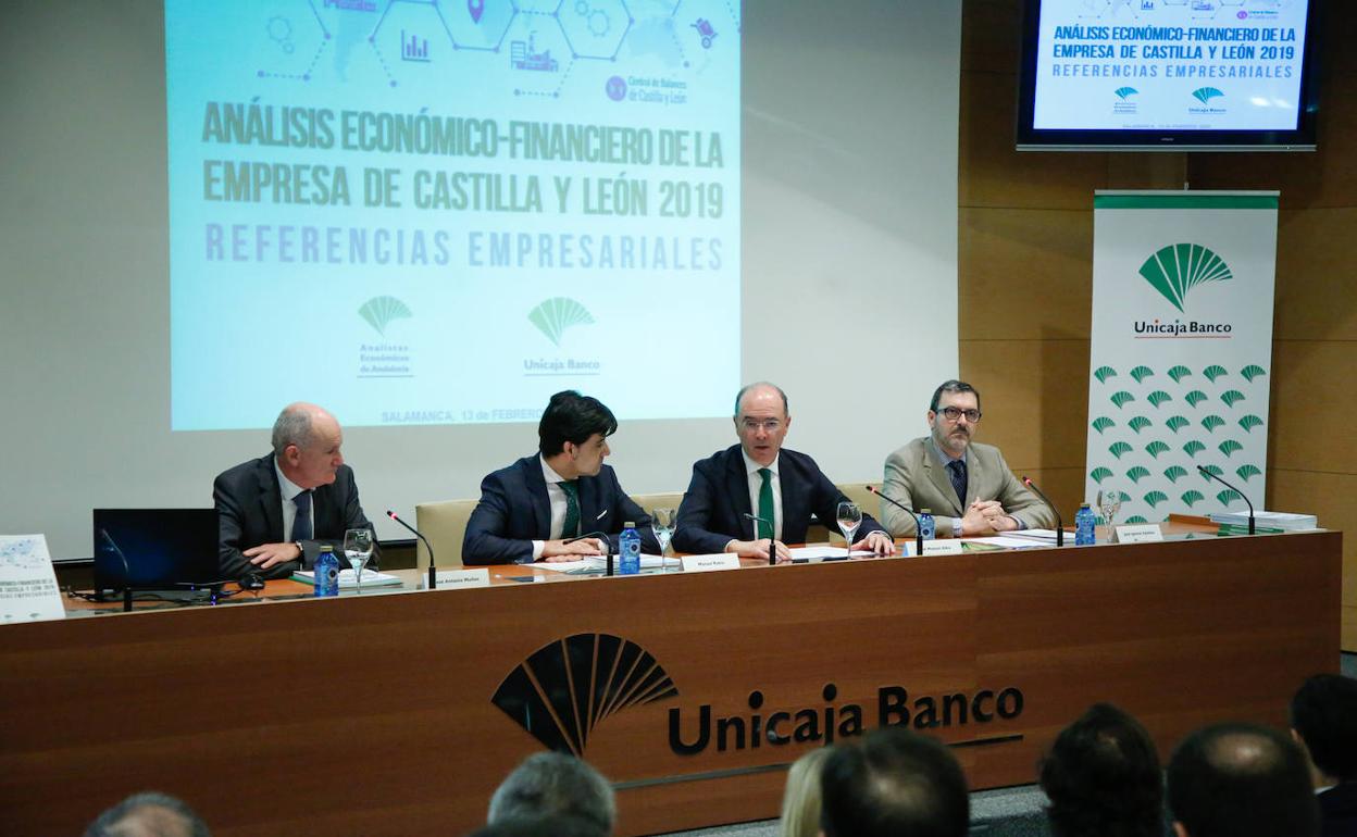 Presentación esta mañana del informe de Unicaja.