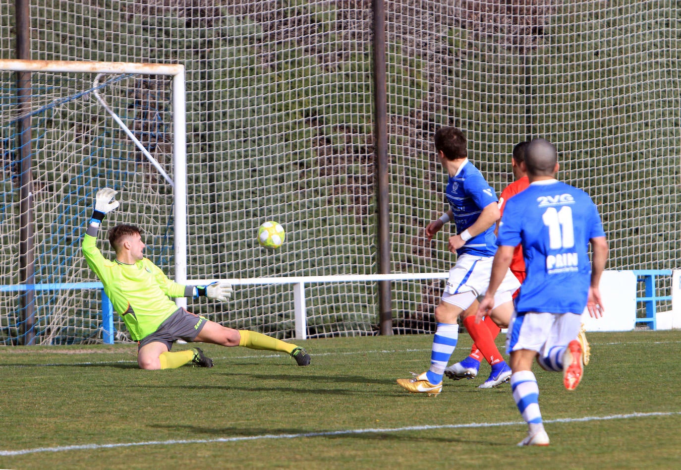 Fotografías del choque entre La Granja y el Real Burgos CF.