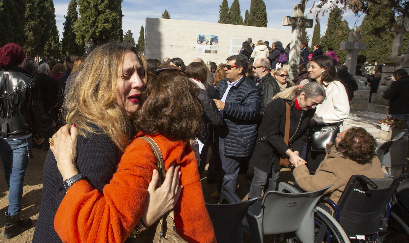 Fotos: Inauguración del Memorial del cementerio de El Carmen de Valladolid