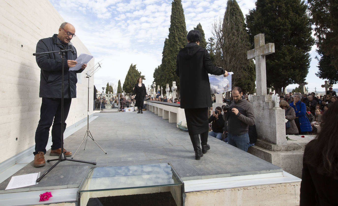 Fotos: Inauguración del Memorial del cementerio de El Carmen de Valladolid