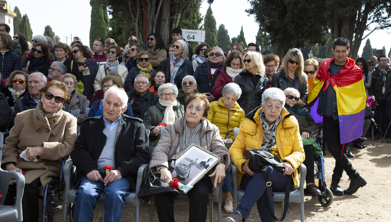Fotos: Inauguración del Memorial del cementerio de El Carmen de Valladolid