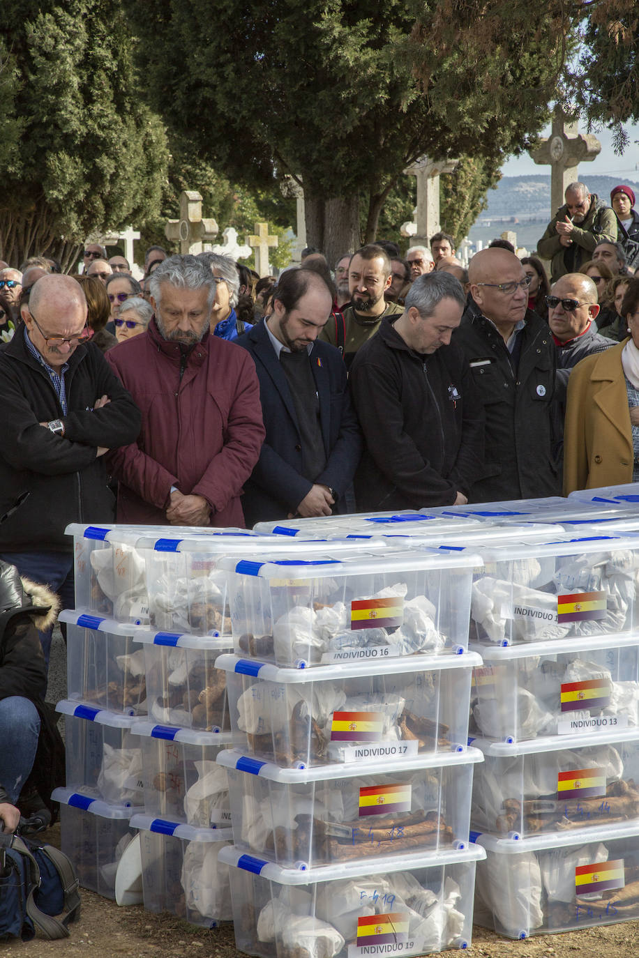 Fotos: Inauguración del Memorial del cementerio de El Carmen de Valladolid