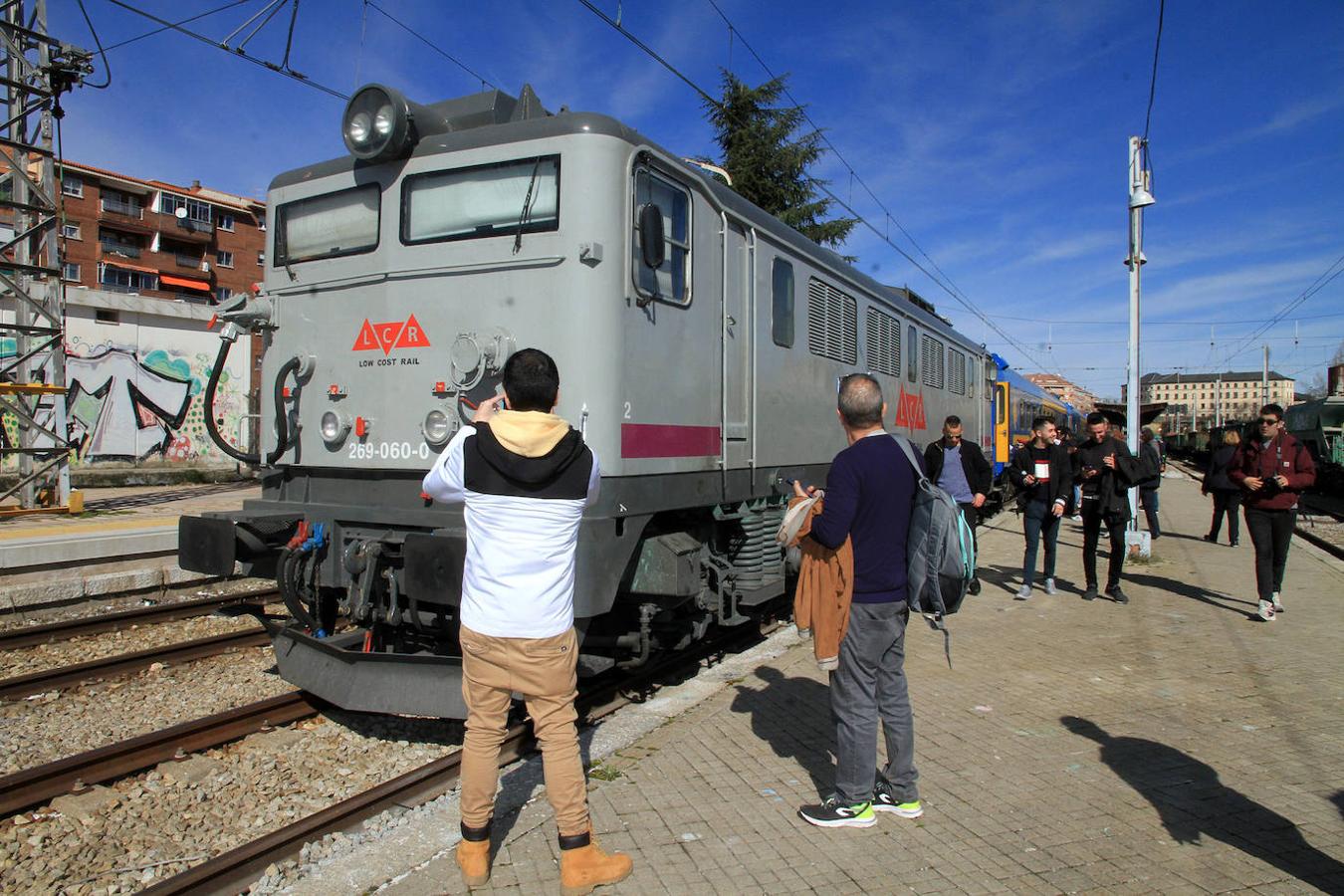 El 'tren de los ochenta' llega a Segovia. 