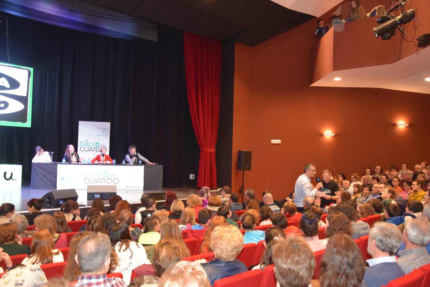 Guardo estrena radio local.