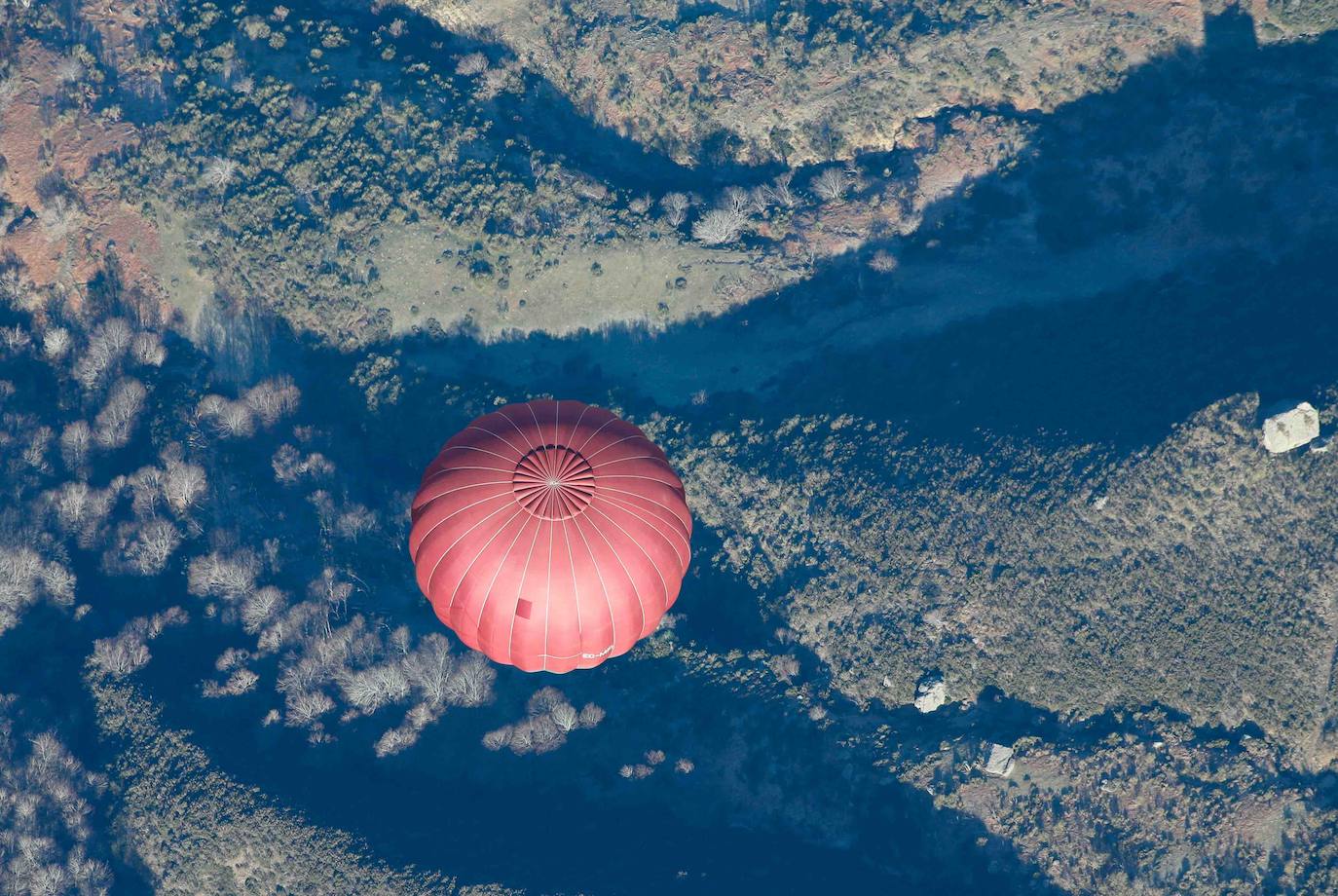 Fotos: Las espectaculares imágenes que deja la Travesía en globo por los Picos