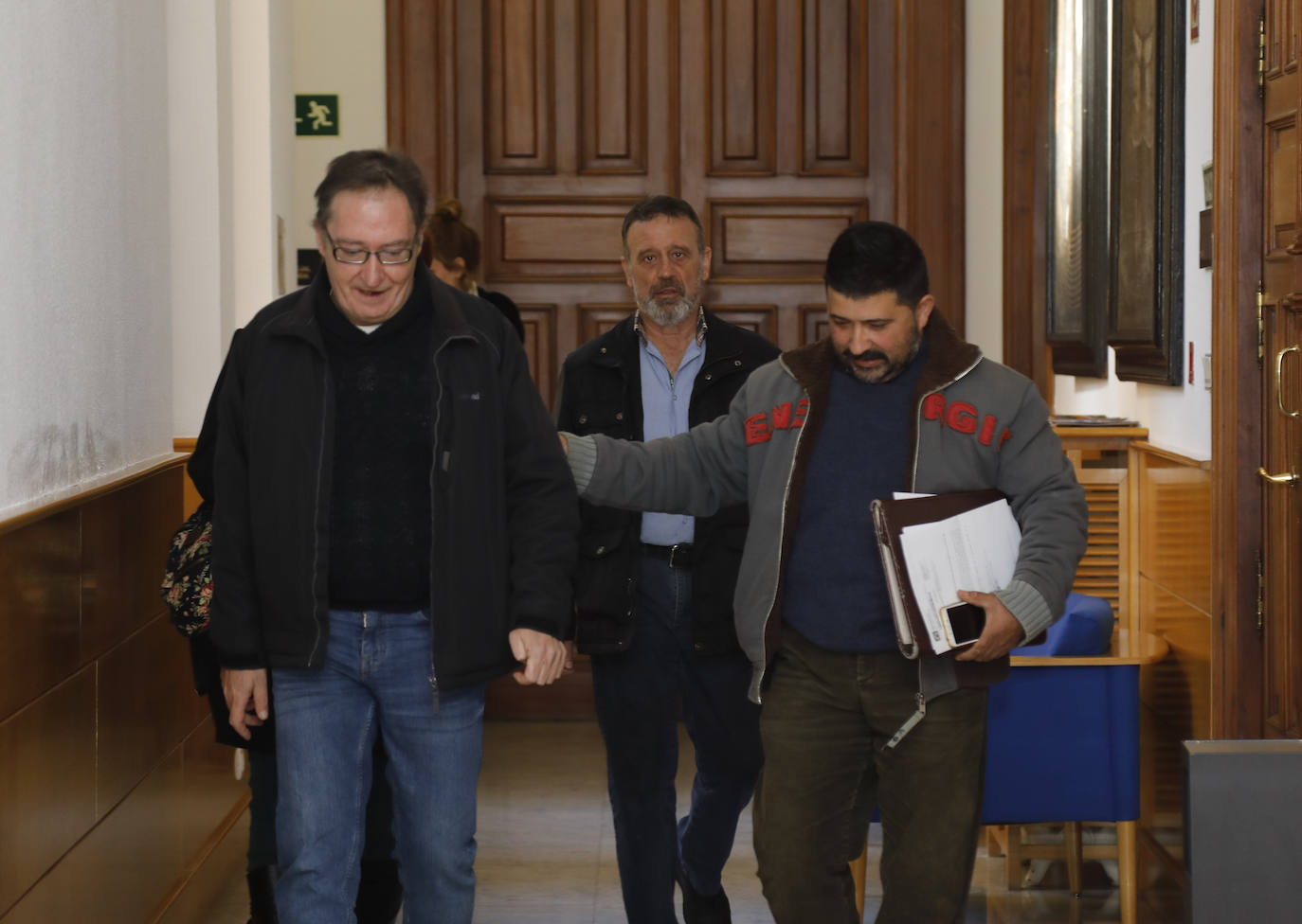 Pleno ordinario de Febrero celebrado en el Ayuntamiento de Palencia donde se ha hecho entrega de un requerimiento por parte del Ayuntamiento a Eduardo Lera.