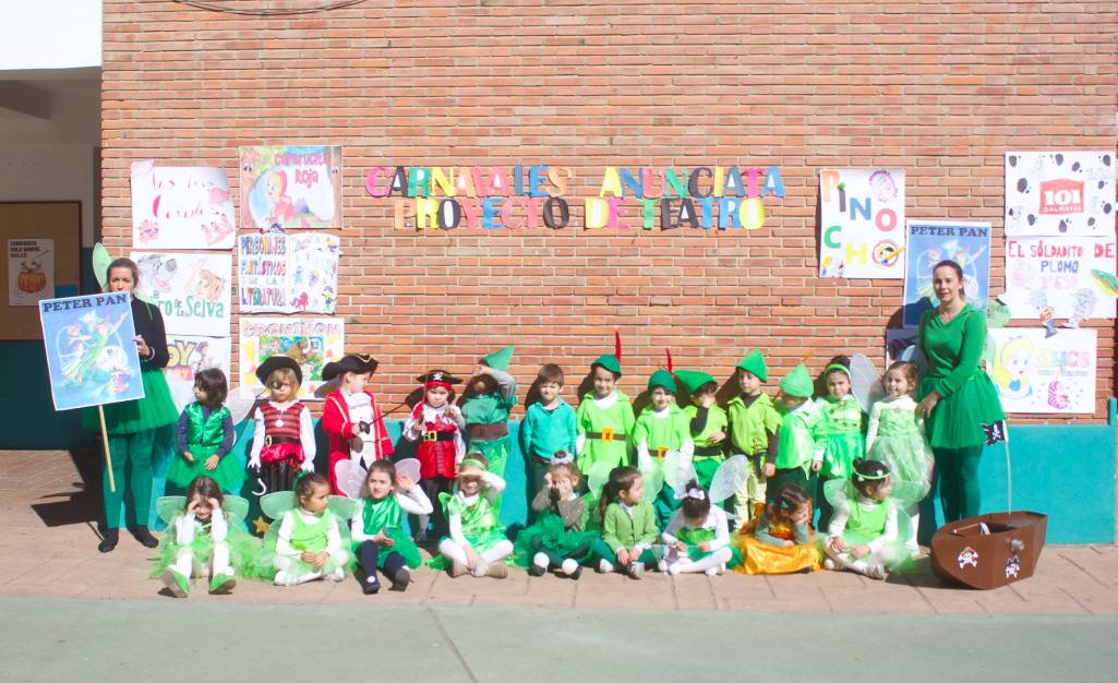 Carnaval en el colegio Sagrado Corazón-La Anunciata de Valladolid. Lo han dedicado a películas infantiles y han aprovechado para celebrar el bocata solidario.