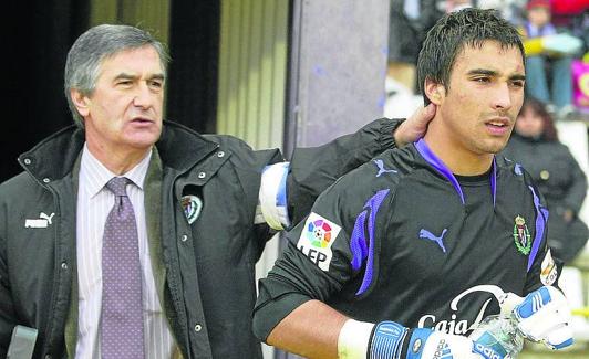 Sergio Asenjo, el día de su debut con Paco Santamaría.
