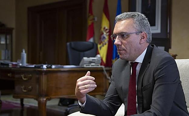 El delegado del Gobierno: «No creo que la EBAU única sea la mayor garantía de la igualdad de oportunidades»