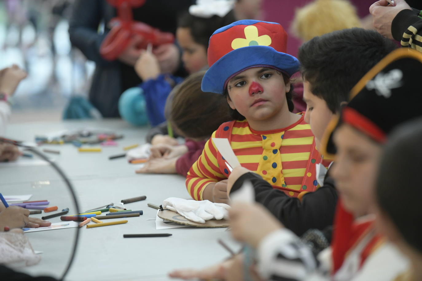 Los más pequeños disfrutaron de talleres y actuaciones en la Cúpula del Milenio de Valladolid. 