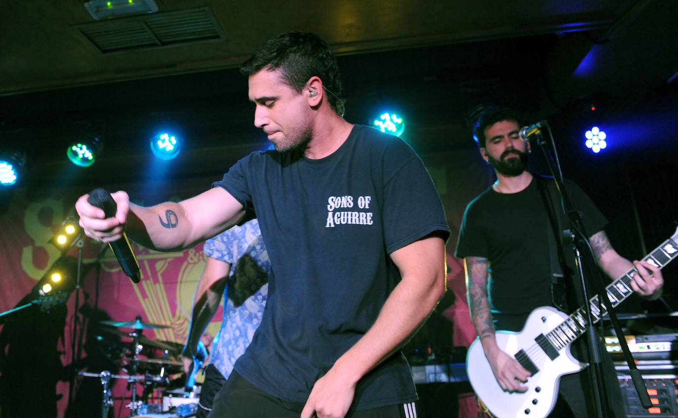 Actuación del grupo Sons of Aguirre en Valladolid. 