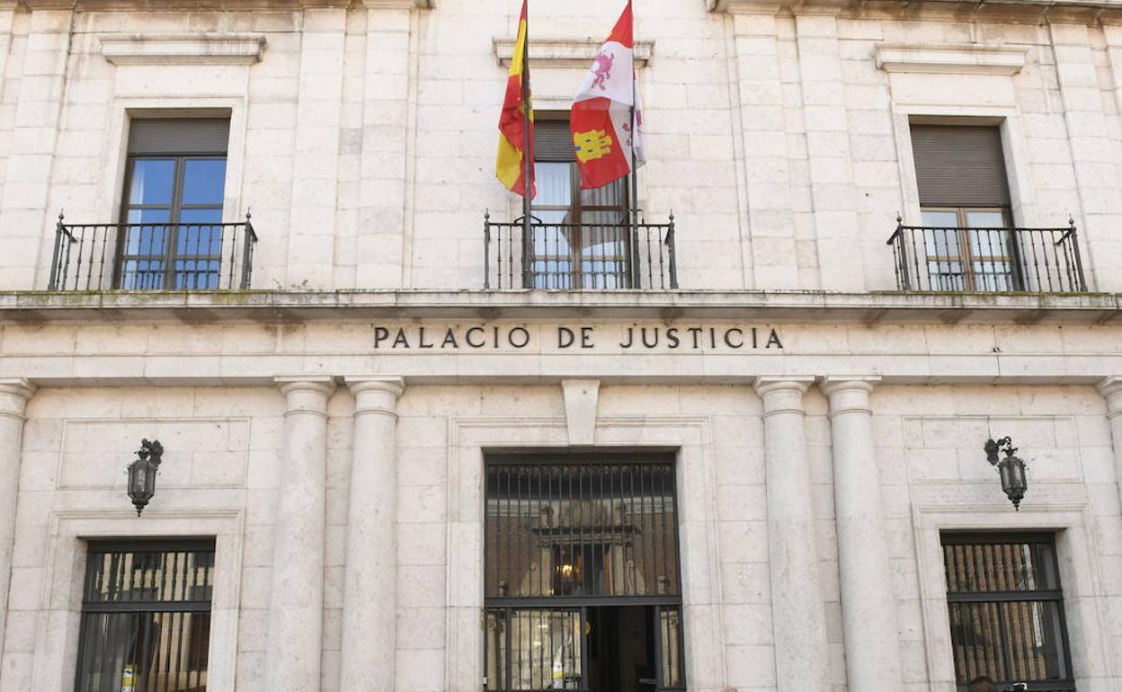 Sede de la Audiencia de Valladolid, donde iba a celebrarse el juicio esta mañana. 