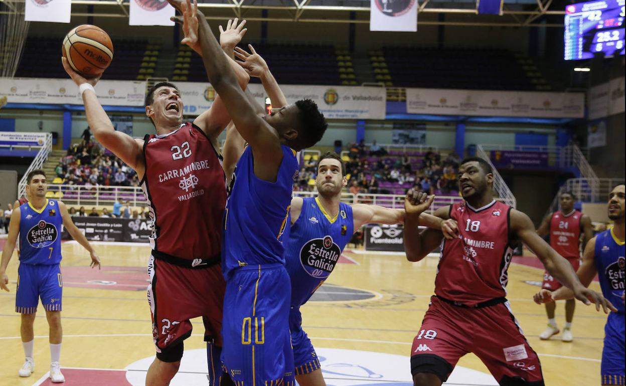 Sergio de la Fuente intentar levantar el tiro ante la oposición de Sima. 