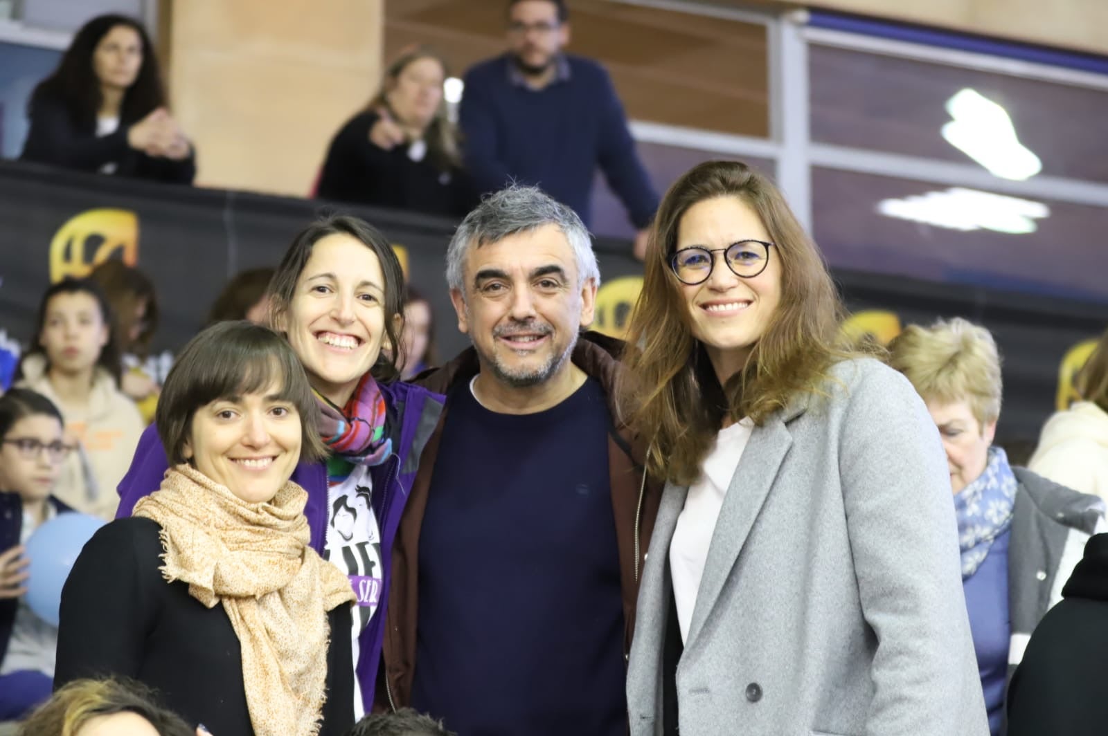 Fotos: Aficion en la final de la Copa de la Reina