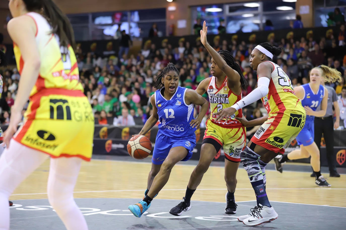 Fotos: El CB Avenida reina en su Copa y hace historia ante Girona con su noveno título (76-58)