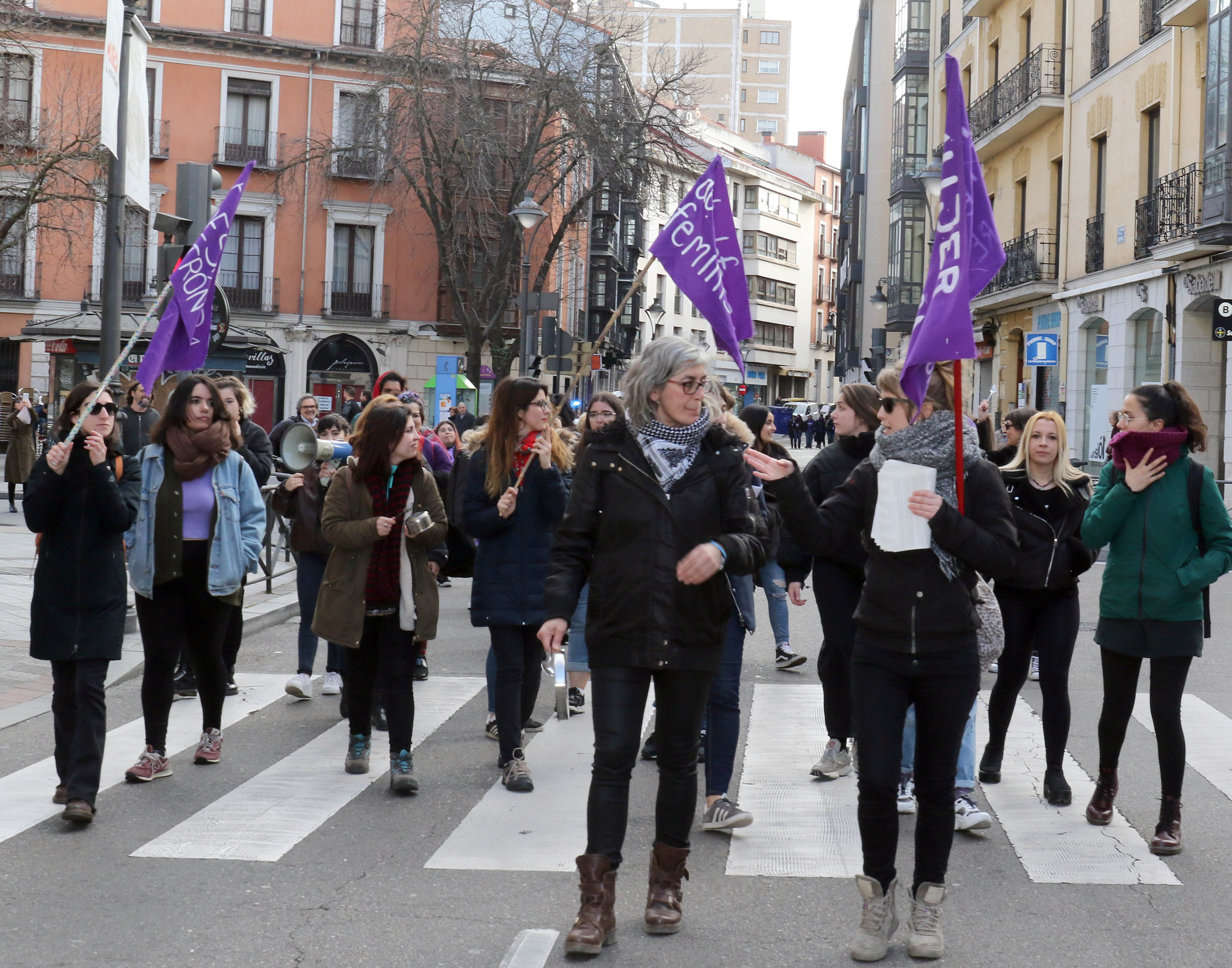 Miles de personas han vuelto a llenar las calles de la capital para revindicar los derechos igualitarios de las mujeres.